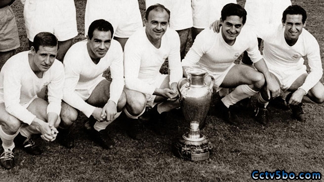 1958年欧冠决赛皇马3-2AC米兰夺冠