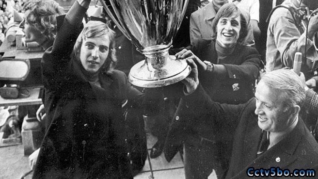 1972年欧冠决赛阿贾克斯2-0国米夺冠