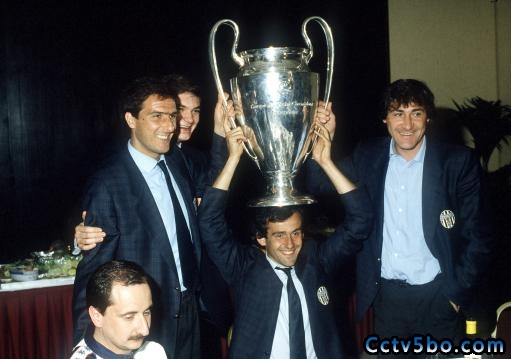 1985年欧冠决赛尤文图斯1-0利物浦夺冠