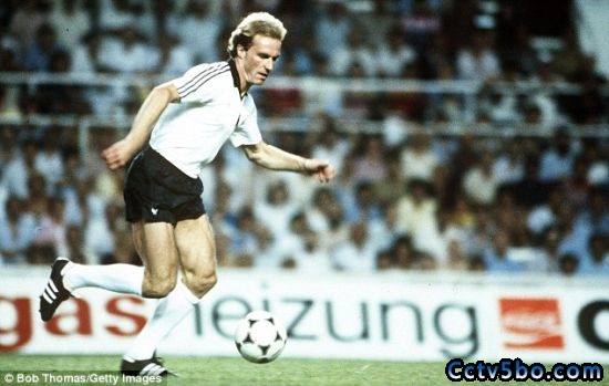 德国队80年代的巨星鲁梅尼格