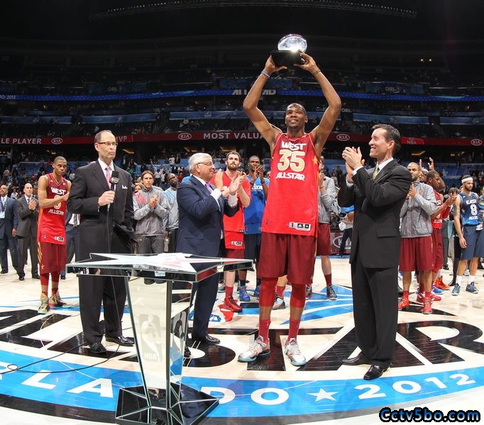 杜兰特荣获2012年NBA全明星MVP