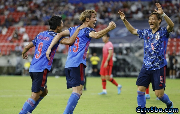 日本3-0完胜韩国 时隔9年再夺东亚杯