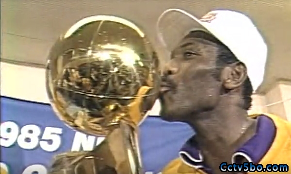 1985年NBA总决赛MVP天勾贾巴尔