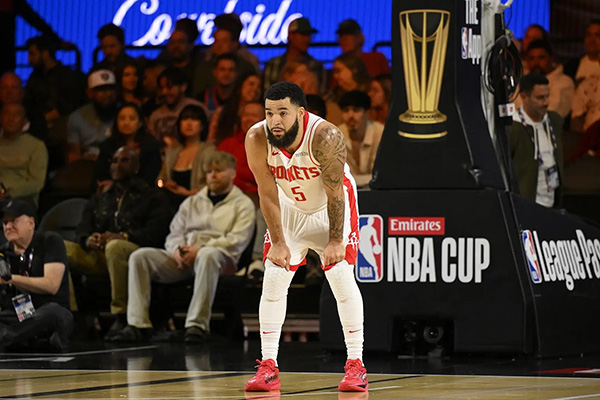 范弗里特赛季报销，火箭困境中寻转机