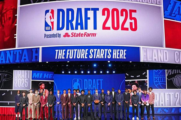 2025年NBA新秀重排：杨瀚森飙升至第九，黑马逆袭28位