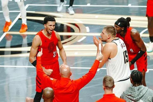 开拓者逆转掘金三连胜：杨瀚森遭弃用引关注