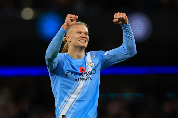 迪尼:从喝牛奶到买高中锋,英超集体陷入“哈兰德模仿秀”