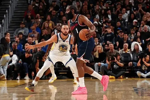 快船惜败凯尔特人：哈登燃尽难救主的困境