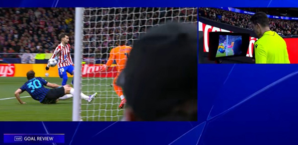 车神“朝圣”!意大利车手:马拉多纳亲我油门手,我回吻他左脚