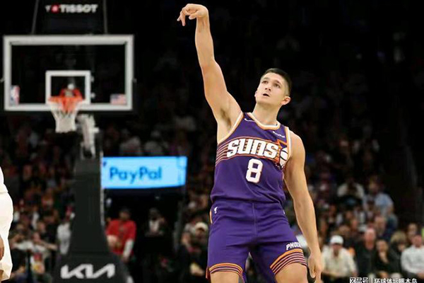 NBA常规赛：格雷森-阿伦攻防发力助太阳半场小胜森林狼