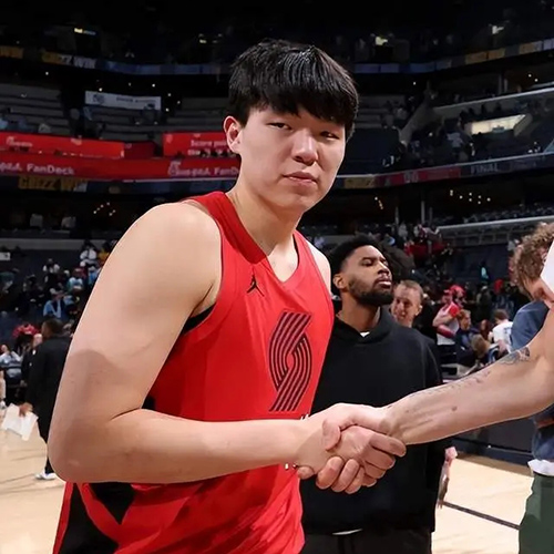 开拓者不敌西部倒数第一跌出前十，杨瀚森迎出场契机