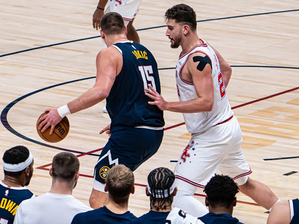 12月16日NBA常规赛综述：多场激战改写东西部排名